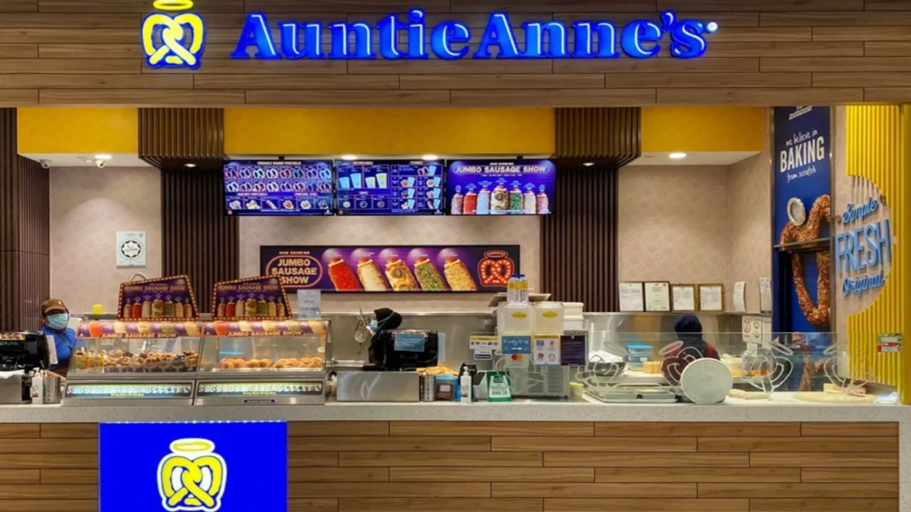 Auntie Anne's $5 Gift Card US $5.99